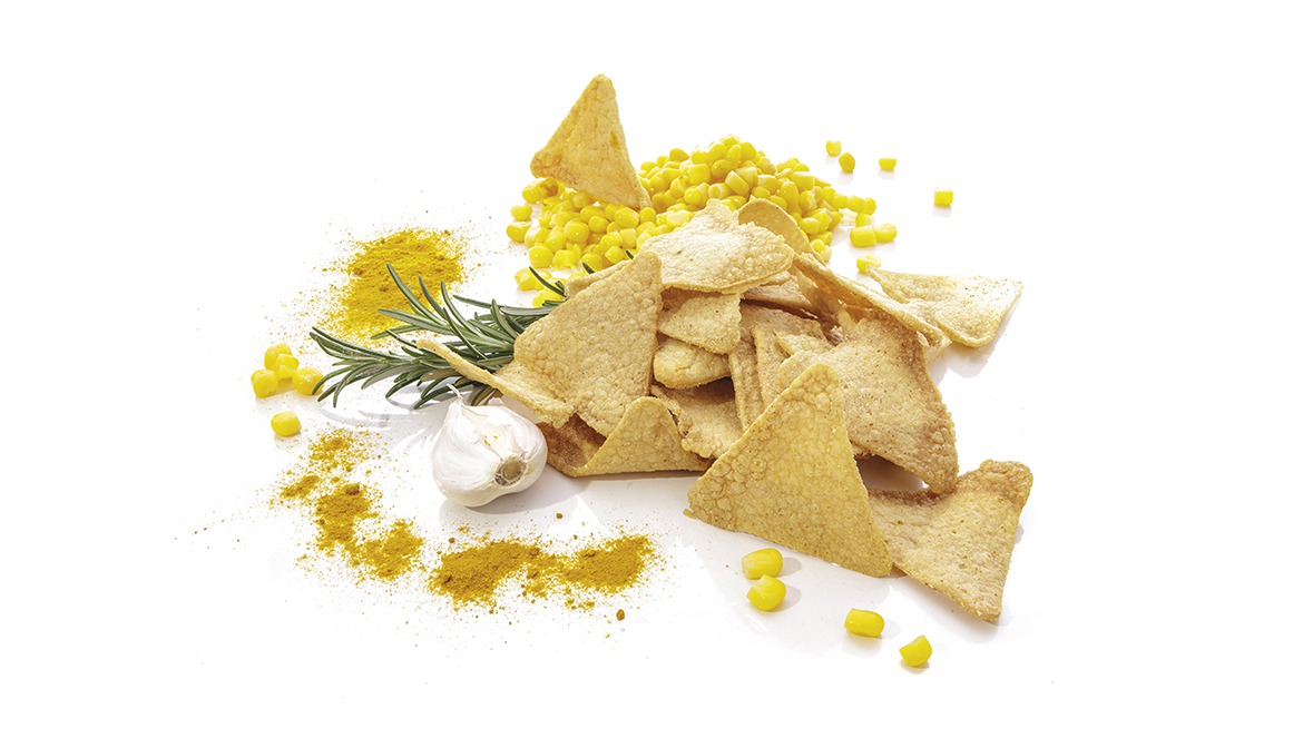CHICKEN AND CORN NACHOS 