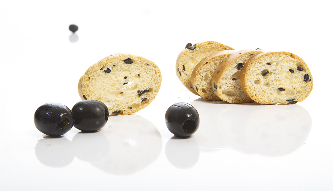 OLIVE FOCACCIA BREAD