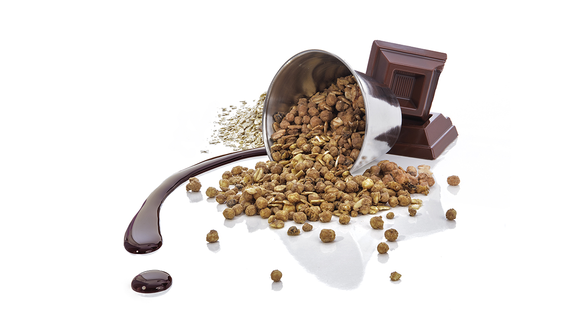 CHOCOLATE AND CARAMEL MUESLI 